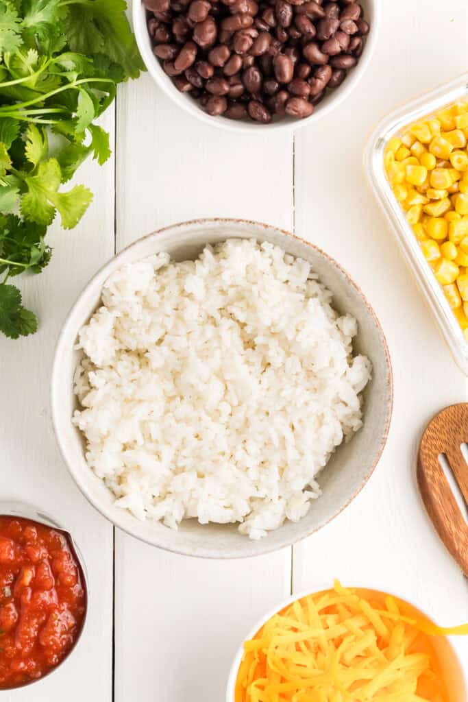 Cooked rice in a bowl.