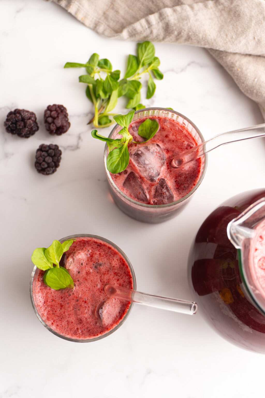 Blackberry Juice Recipe - Lauren con Sazón